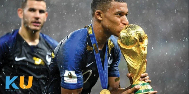 VAR lần đầu tiên được sử dụng tại World Cup năm 2018